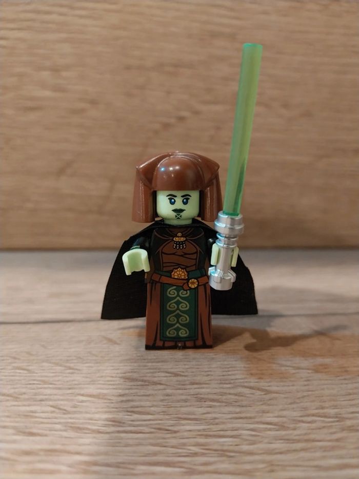 Figurine type lego custom Jedi Luminara Unduli star wars