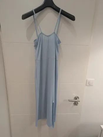Robe moulante bleu ciel