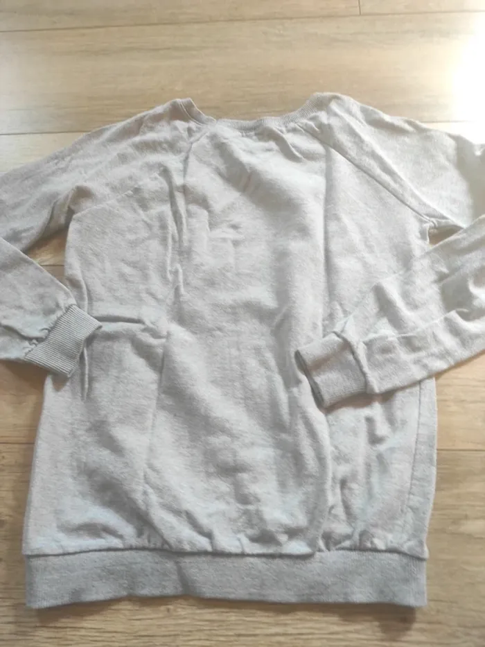 Sweat taille 36 - photo numéro 5