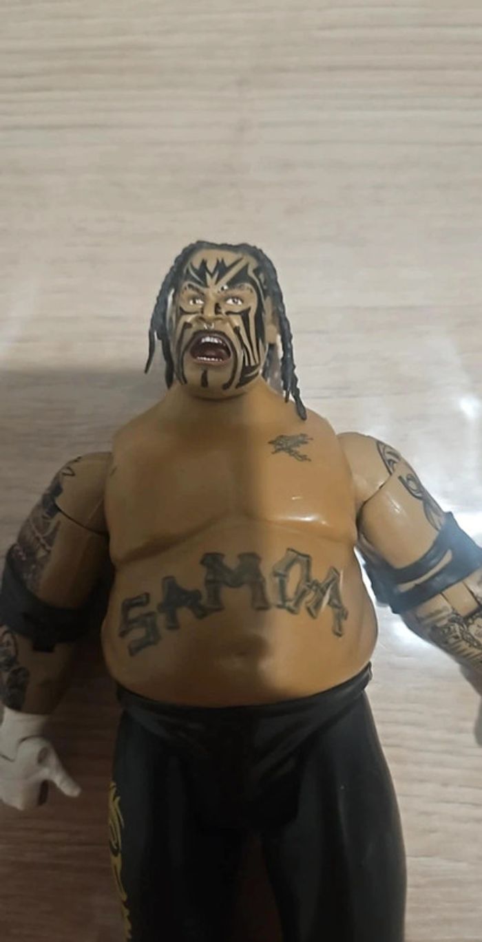 Figurine wwe umaga - photo numéro 2