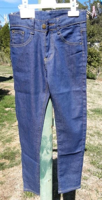 Jean femme neuf avec étiquette