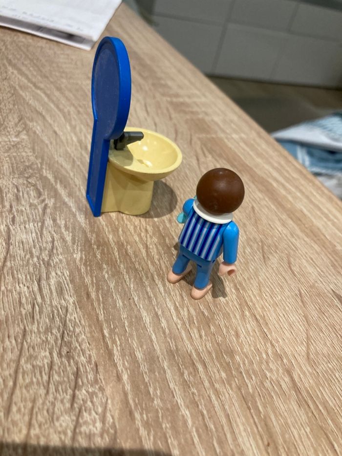 Enfant salle de bain 4661 playmobil - photo numéro 3
