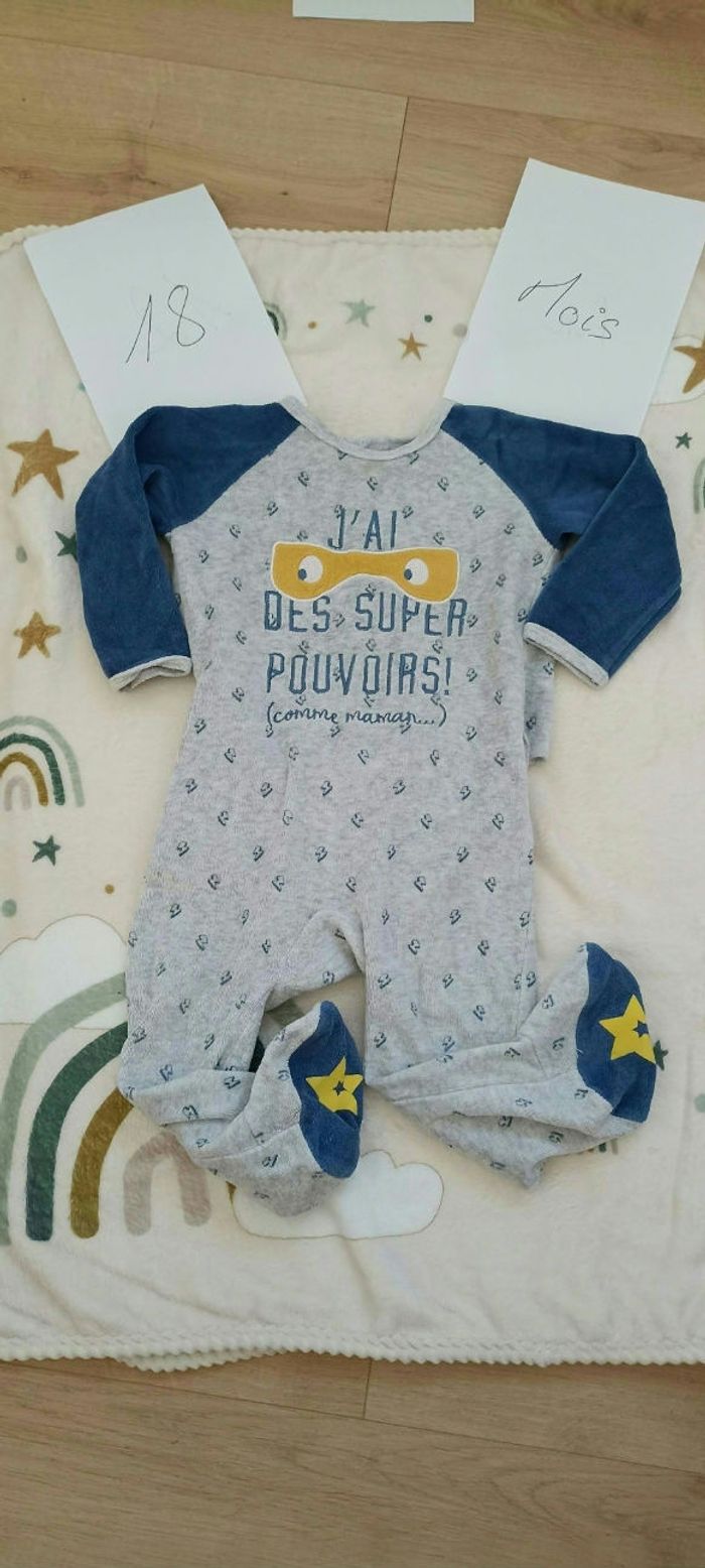 Lot pyjamas