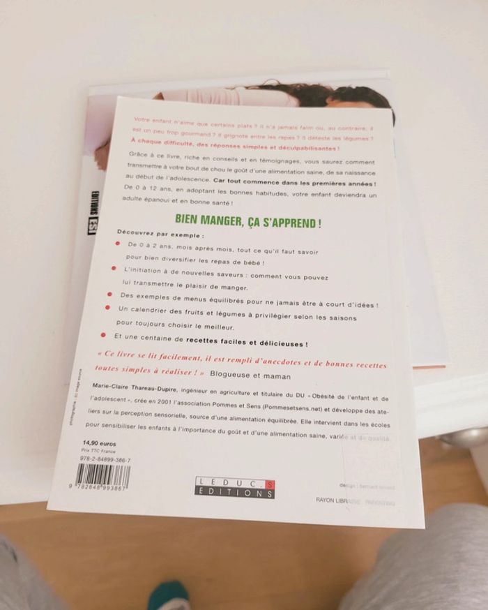 Lot 3 livres grossesse et bébé - photo numéro 4