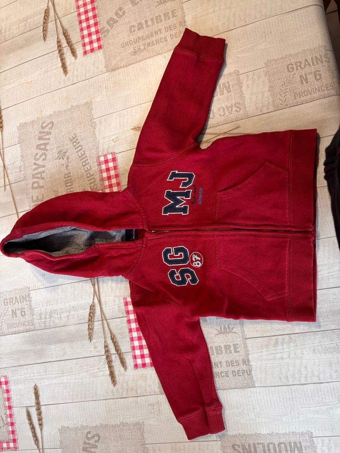 8 gilets - photo numéro 5