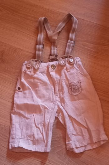 Bermuda avec bretelles