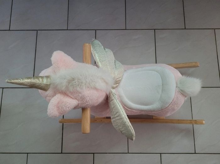 Licorne à bascule - photo numéro 3