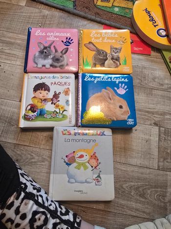 Lot de 5 petits livres