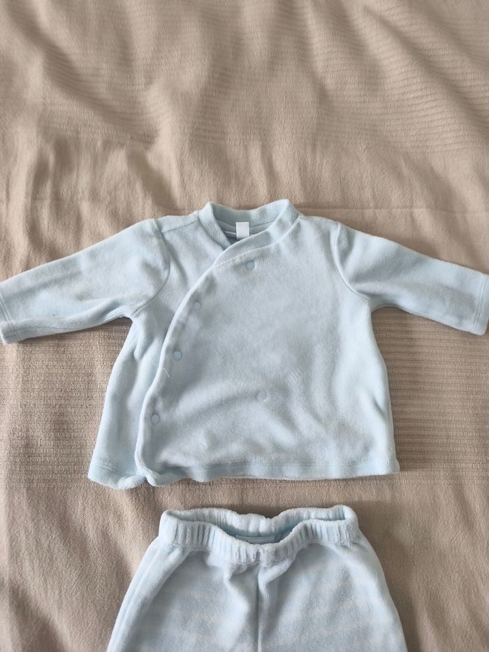 Pyjamas 2 pieces - photo numéro 6