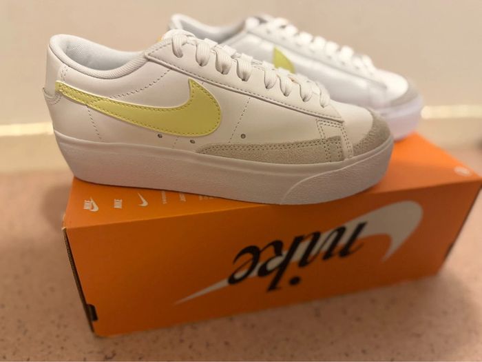 Basket plate-forme Nike - photo numéro 2