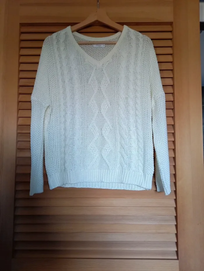 Pull fin