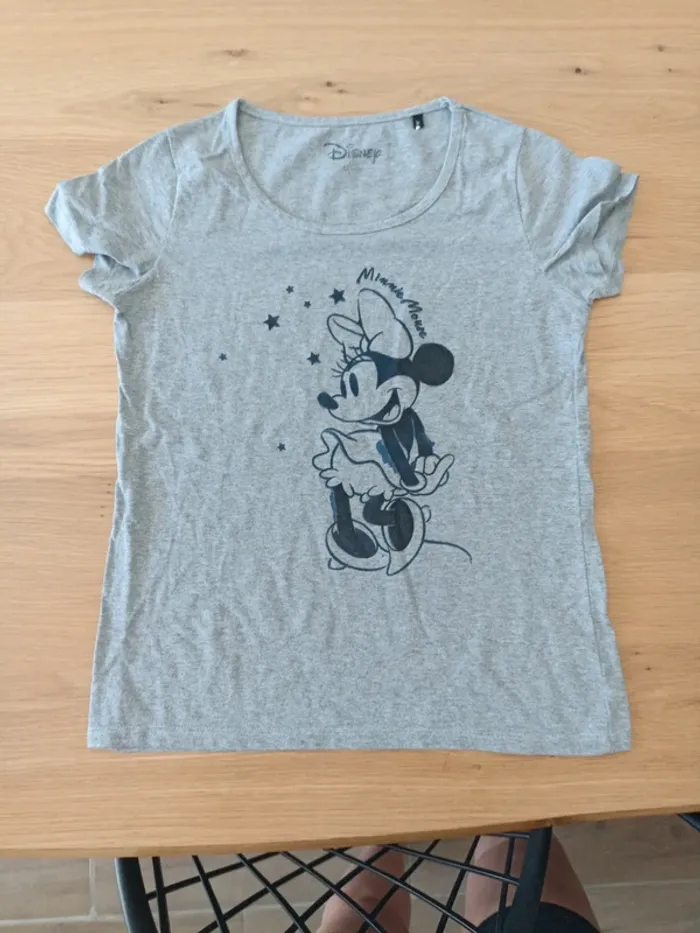 Tee shirt
