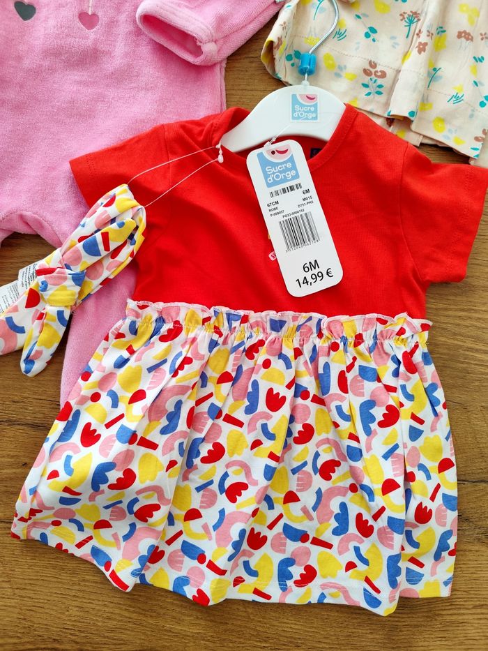 Lot vêtements 6 mois fille neuf - photo numéro 2