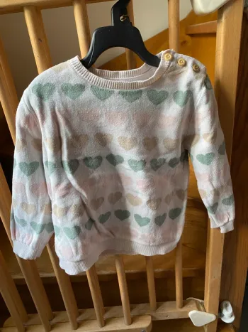 Pull coeur fille mi saison H&M 18m