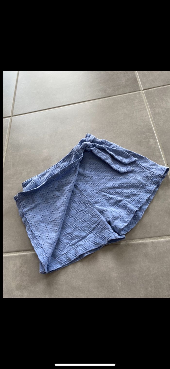 Jupe short 6 ans - photo numéro 5