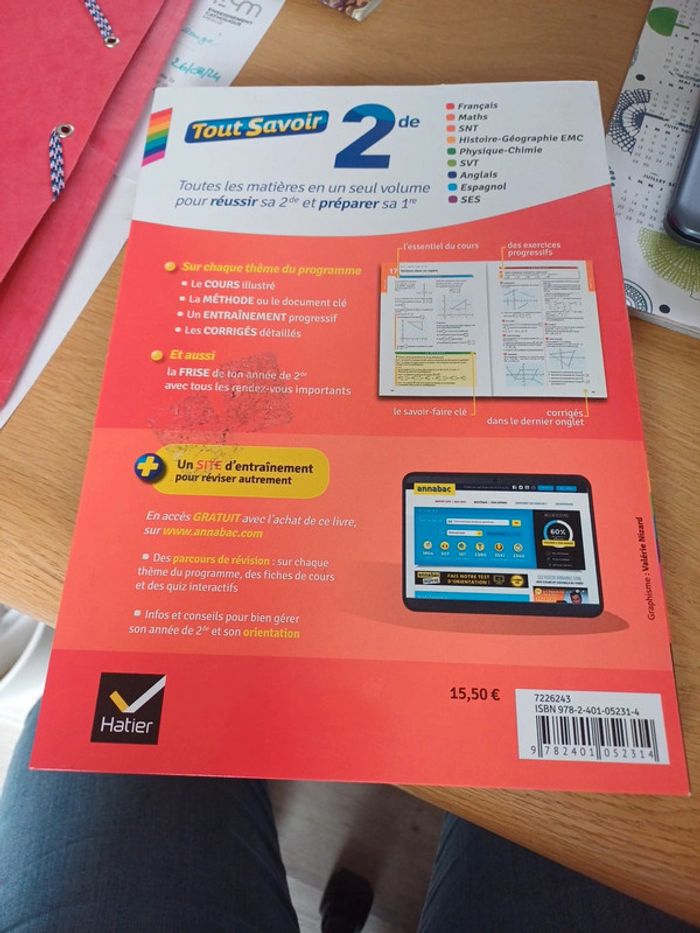 Livre scolaire - photo numéro 2