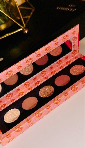 DRAMA EYESHADOW PALETTE SAMPORIA - KIKO