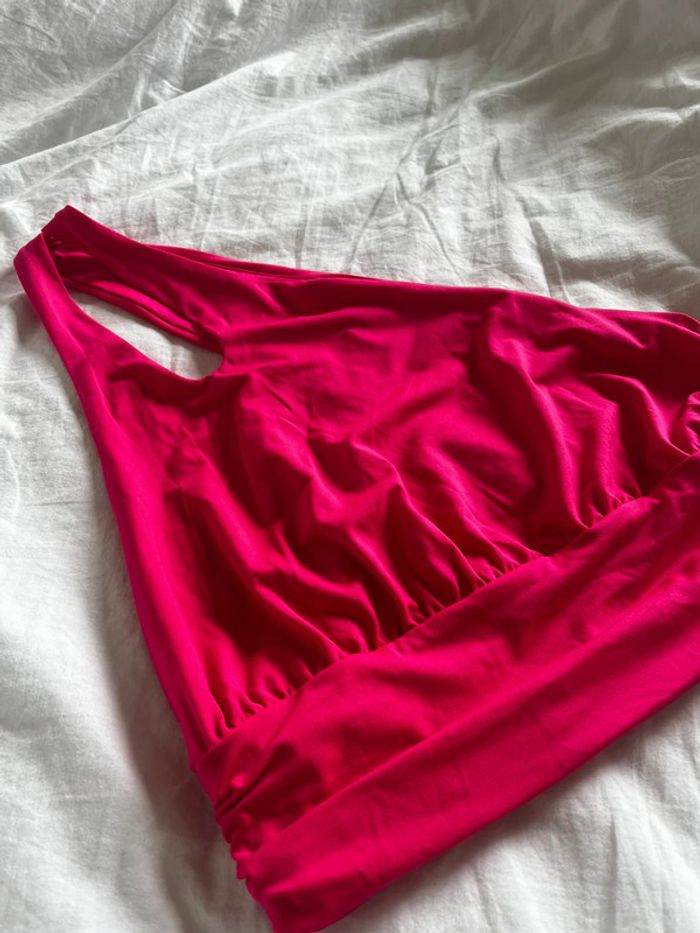 Haut asymétrique rose court - photo numéro 2