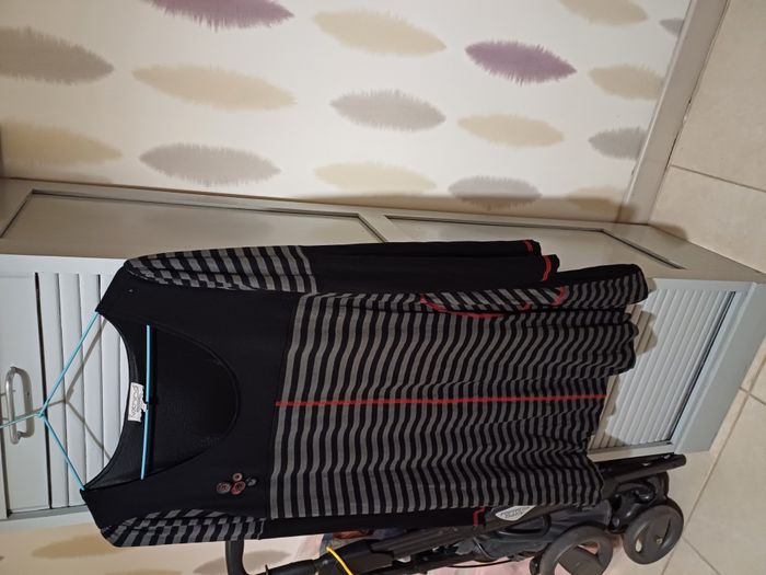 robe bouffante en bas à manches longues Taille XL