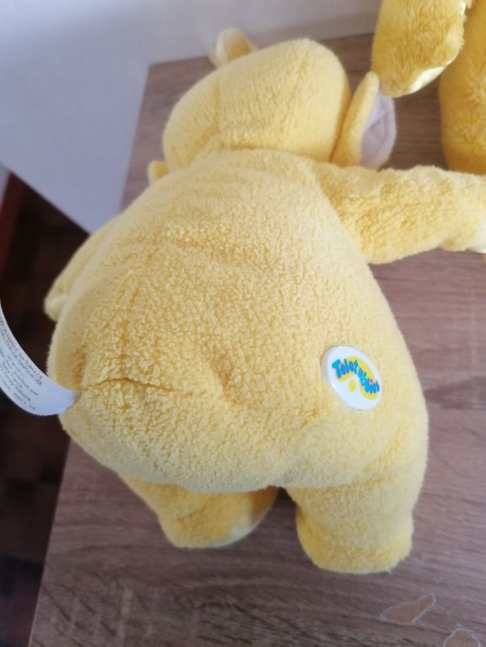 2 peluches teletubbies jaune laa laa - photo numéro 3
