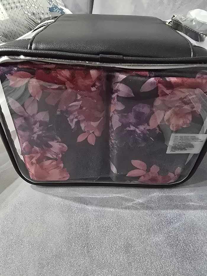 Vanity de 4 pièces victoria'secret - photo numéro 2