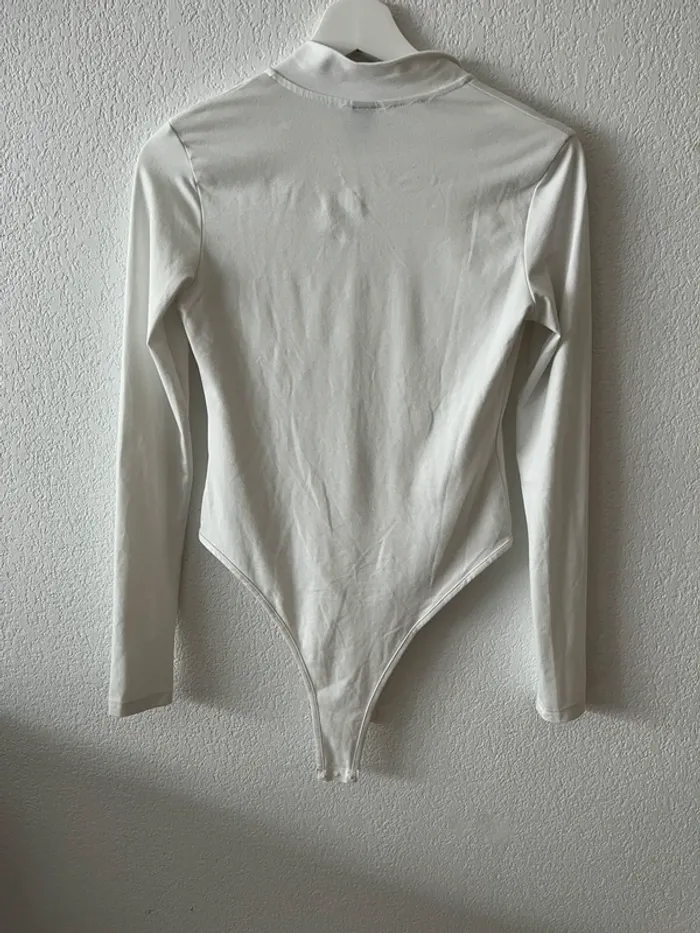 Body blanc Shein manches longues avec zip – Taille S (36/US 4) - photo numéro 2