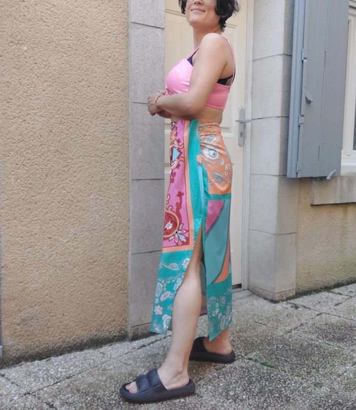 Magnifique jupe taille 38 - photo numéro 2