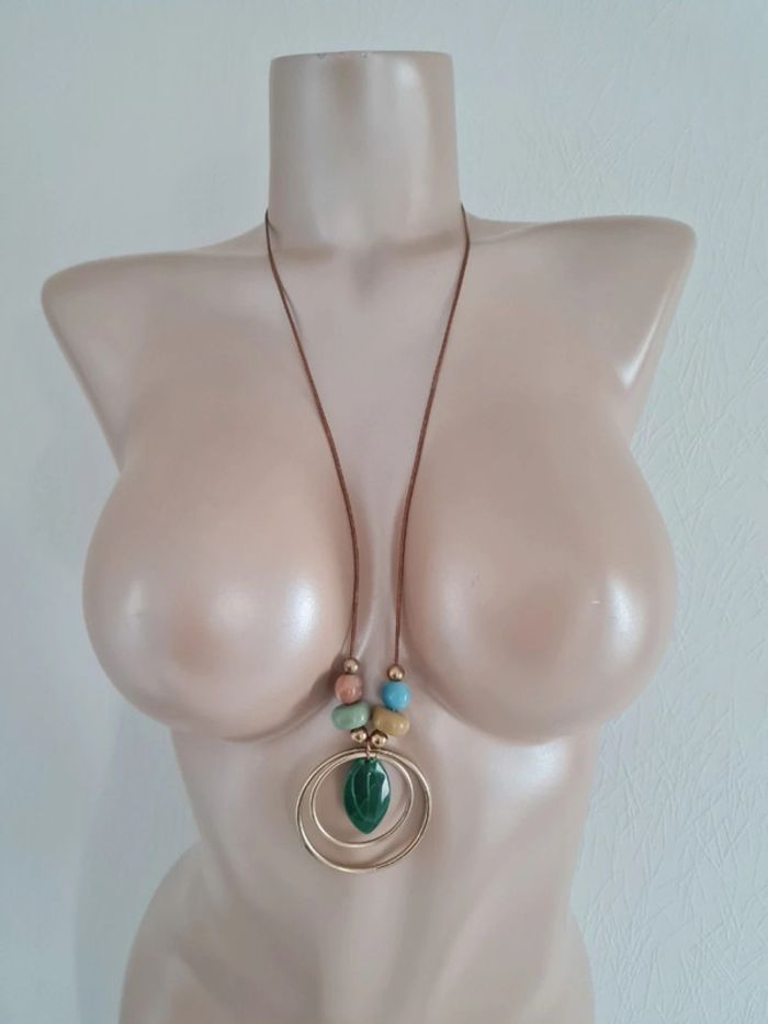Collier femme en pierre - photo numéro 3