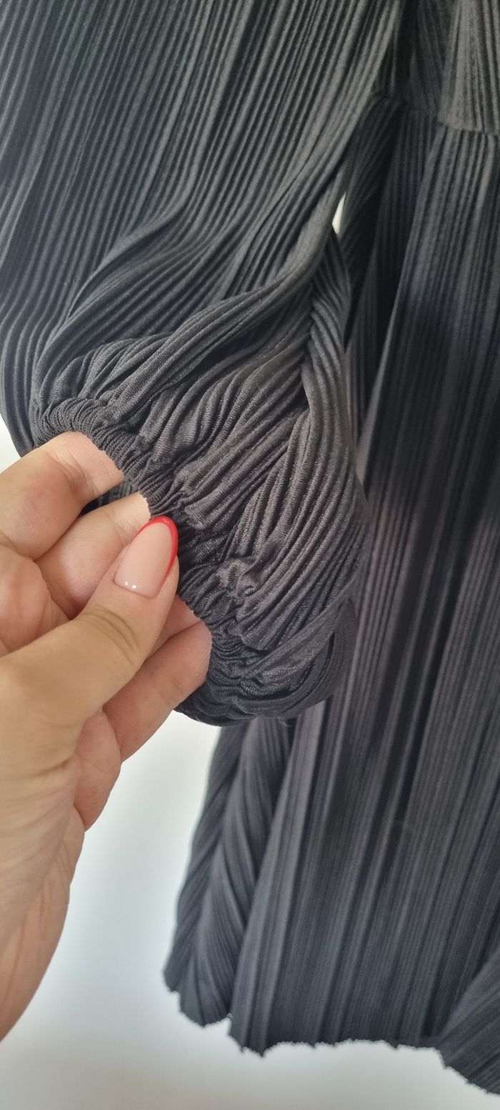Petite robe noire Taille 36 H&M - photo numéro 4