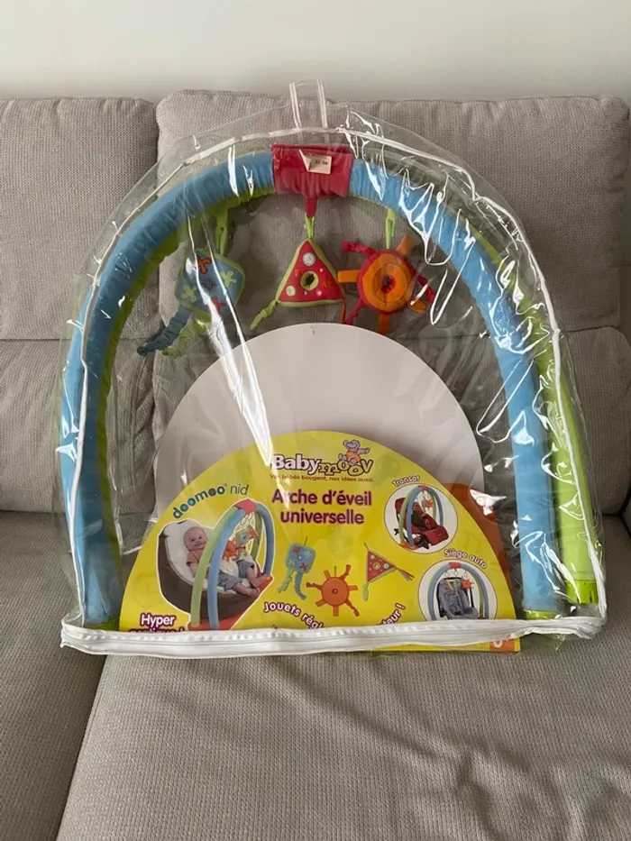 Arche d’éveil universelle Babymoov Doomoo très bon état