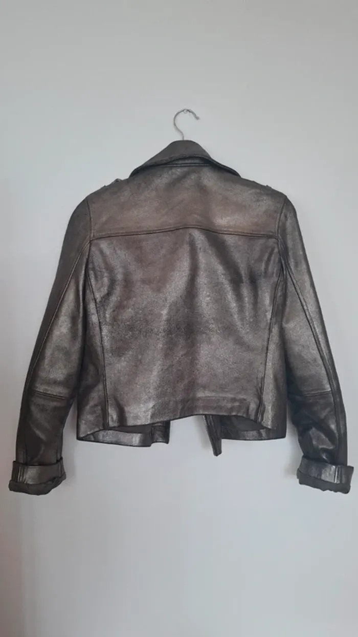 Perfecto en cuir véritable argenté irisé – Neuf – Claudie Pierlot – Taille 40 - photo numéro 6