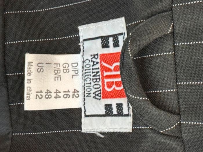Tailleur pantalon comme neuf - photo numéro 13