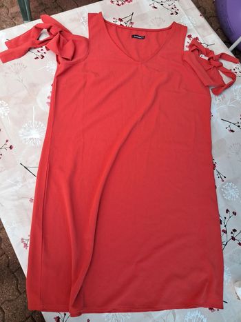 Jolie Robe rouge doux à manches courtes à nouer - T42 - In Extenso