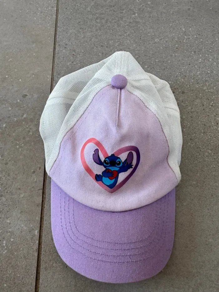 Casquette disney 49/50cm, bon état