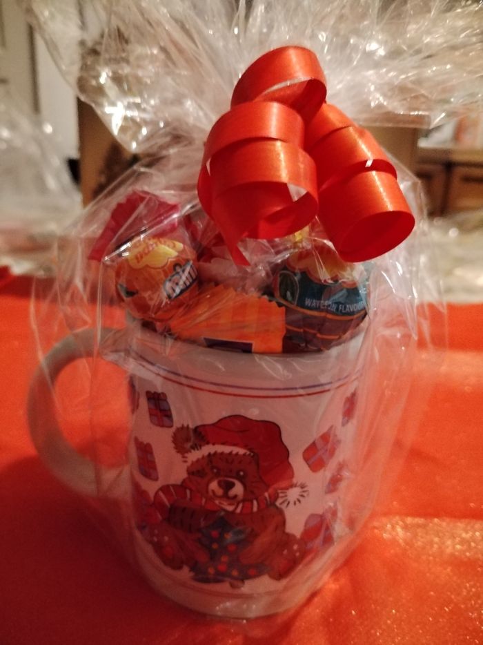 Mug de Noël garni de bonbons - photo numéro 5