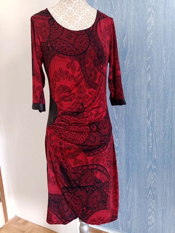 Robe manches 3/4