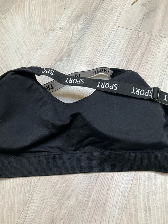 Brassière noire XXL sport maintien intermédiaire - photo numéro 14