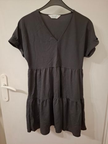 Robe primark taille 34/36 en très bon état 