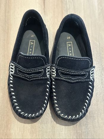 Mocassin marque André bleu marine pointure 25