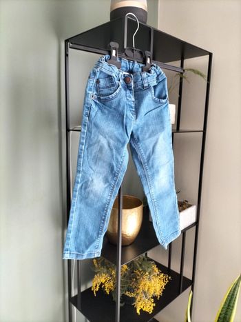 Jeans 3 ans ceinture ajustable
