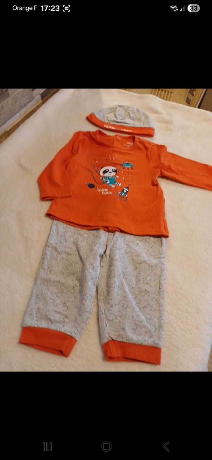 Pyjama bébé taille 12 mois - photo numéro 3