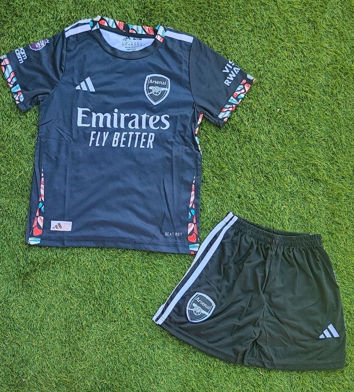 Ensemble maillot de football short t-shirt Arsenal