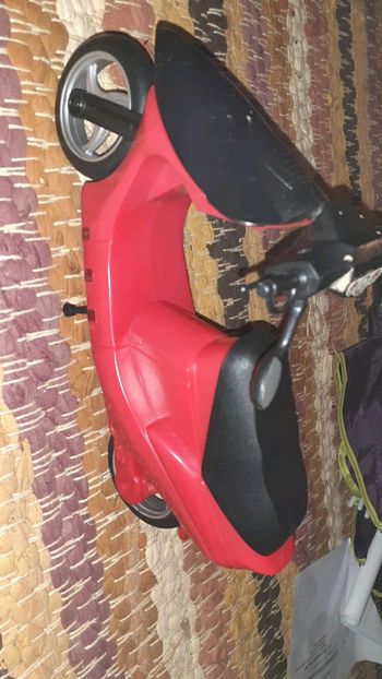 Scooter pour poupée
