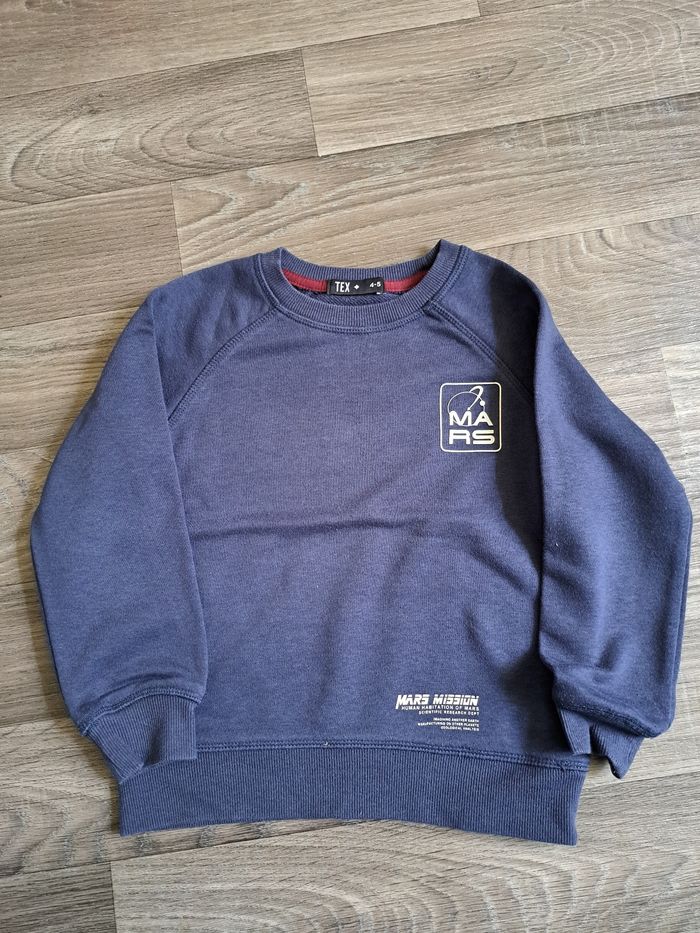 Lot de 3 pulls et sweats 5 ans - photo numéro 3