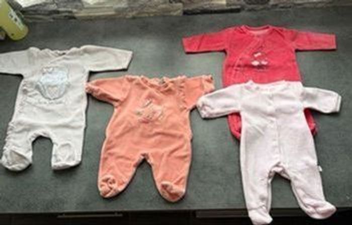 Pyjamas bébé