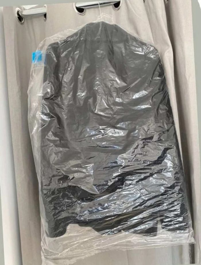 Manteau noir - photo numéro 15