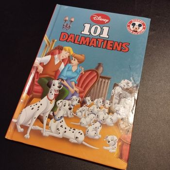 Livre enfant Disney Club du livre les 101 dalmatiens