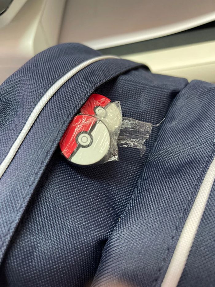 Magnifique Sac à dos à 2 compartiments Pokémon neuf ! - photo numéro 5
