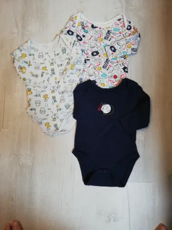 Lot 3 bodies  mous petit prix petits défauts