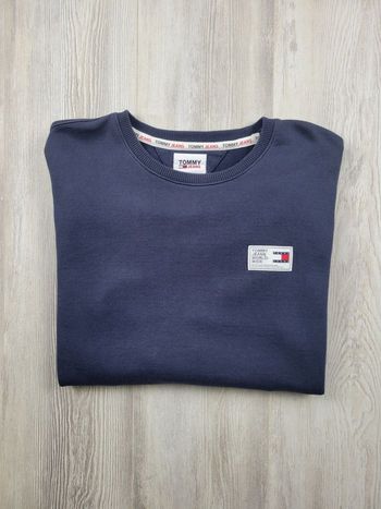 Sweat Tommy Jeans bleu marine – Patch World Wide – Taille S